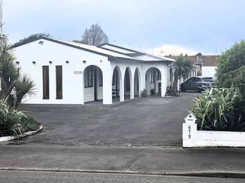 7 Unit - FHI – New Roof Motel & House