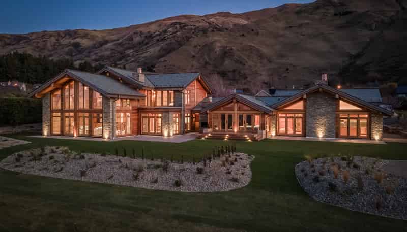 8 Foxglove Heights, Wanaka