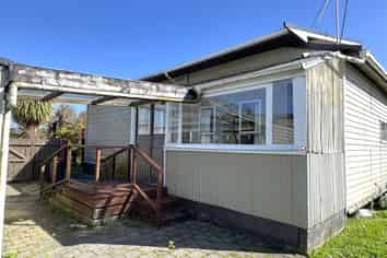  6 Ward Street, Runanga