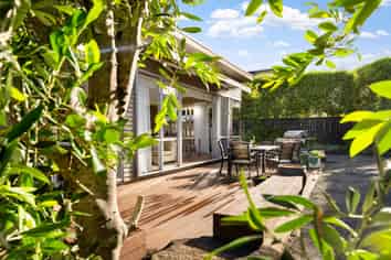  6 Mangatawhiri Road, Omaha