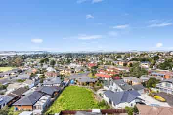 10 Fernbird Place, Massey