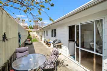 60 Springvale Road, Springvale