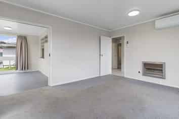 10 Bland Place, Otara