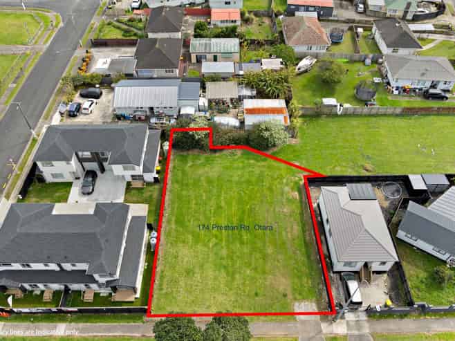 4 Fisher Crescent and 174 Preston Road, Otara