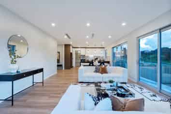 8 & 8a Kiokio Place, Swanson