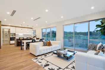 8 & 8a Kiokio Place, Swanson