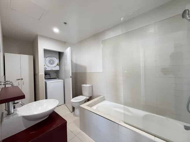 2 Beach Road, Auckland Central