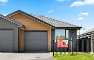1/14 Mitcham Avenue, Forest Lake