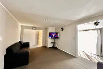 192 Wordsworth Road, Manurewa