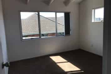 2/517 Richardson Rd, Mount Roskill