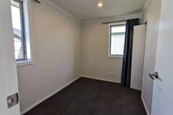 2C Dey Street, Mosgiel