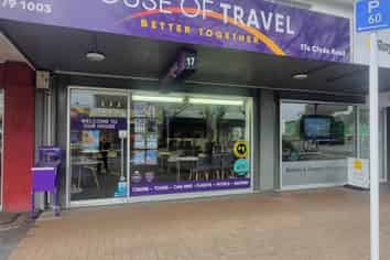 Beachside Retail Tenancy with Great Exposure