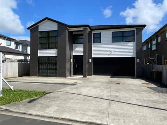 7 Puoro Street, Flat Bush