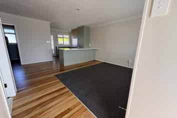 2/64 Hall Avenue, Otahuhu