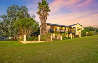 112 Burundi Avenue, Clendon Park