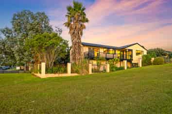 112 Burundi Avenue, Clendon Park