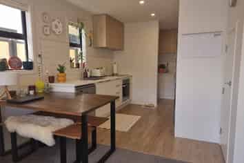 5/489 Riverside Drive, Fairfield