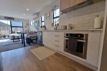 5/489 Riverside Drive, Fairfield