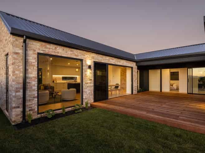 10 Bosun Place, Flagstaff