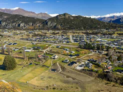 17b to 19b Monteith, Albert Town