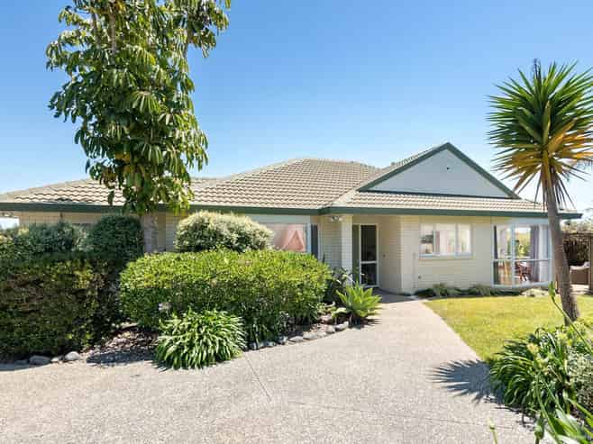 22 John Brooke Crescent, East Tamaki Heights