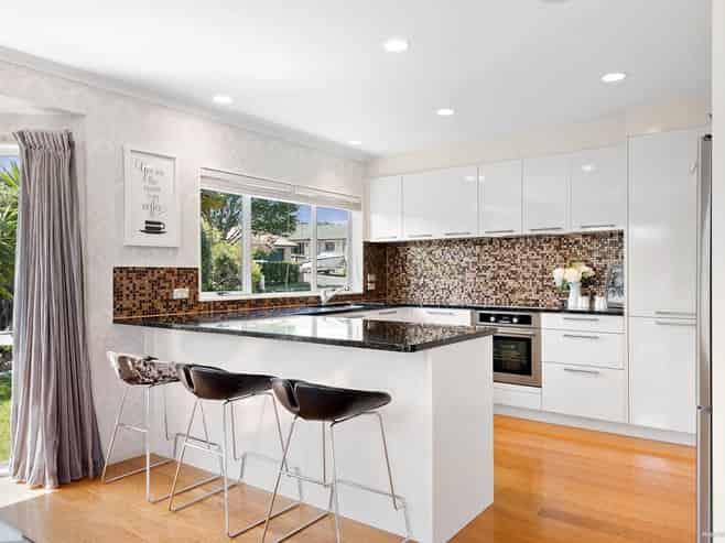 22 John Brooke Crescent, East Tamaki Heights