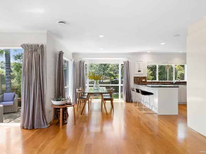 22 John Brooke Crescent, East Tamaki Heights