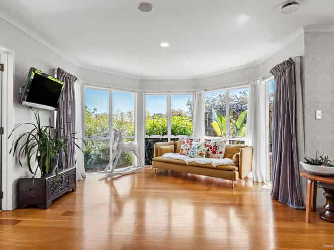 22 John Brooke Crescent, East Tamaki Heights
