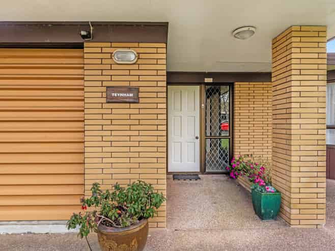 17  Parramatta Place, Botany Downs