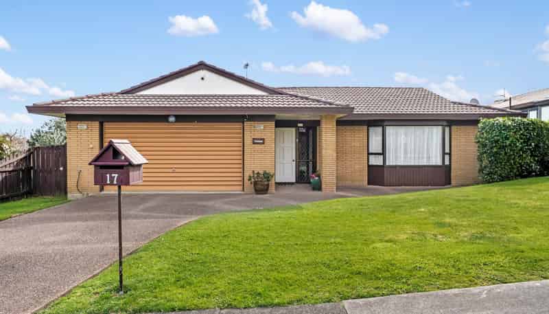 17  Parramatta Place, Botany Downs