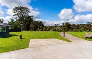 11 Manaaki Circle, Paparoa