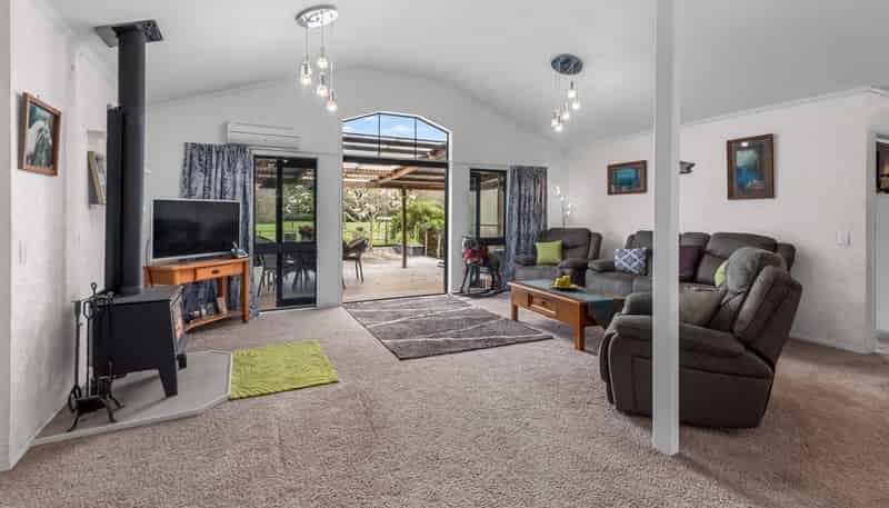 386 Otaika Valley Road, Otaika