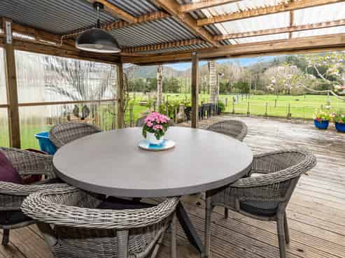 386 Otaika Valley Road, Otaika