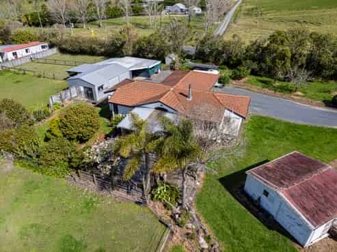 386 Otaika Valley Road, Otaika