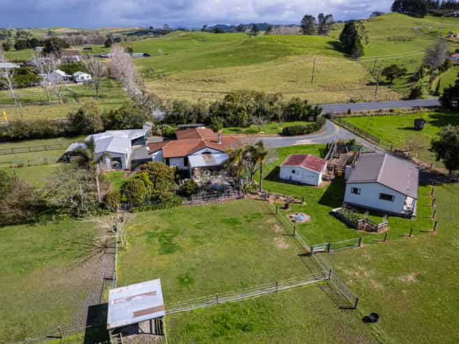 386 Otaika Valley Road, Otaika