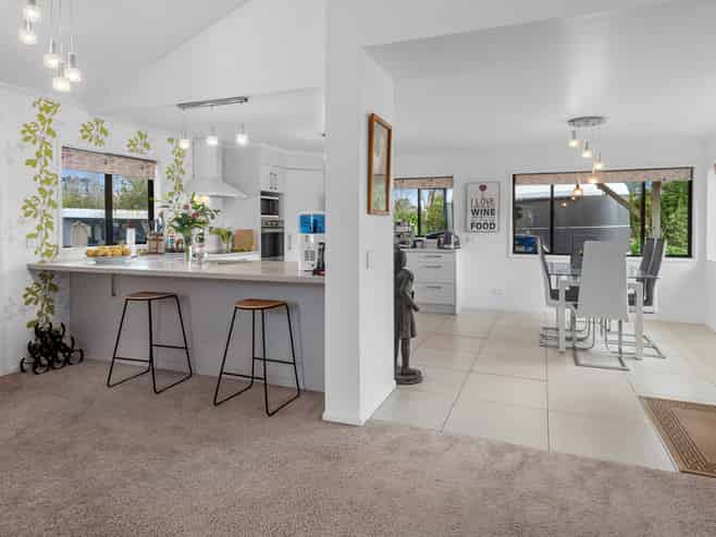 386 Otaika Valley Road, Otaika