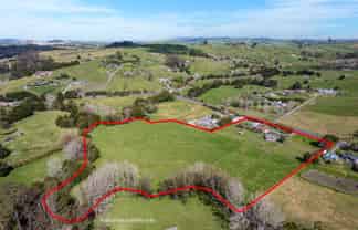 386 Otaika Valley Road, Otaika