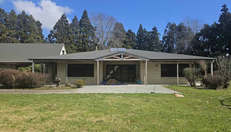 105 Logan Road, Buckland