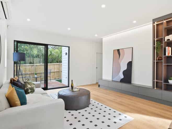 8E Ayrton Street, Te Atatu South