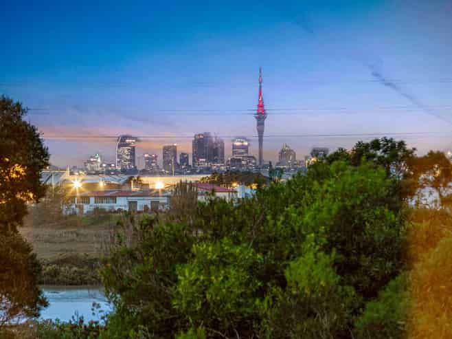 8E Ayrton Street, Te Atatu South