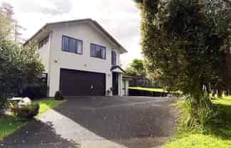 3 Maryann Place, Greenhithe