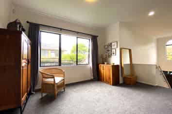3 Maryann Place, Greenhithe