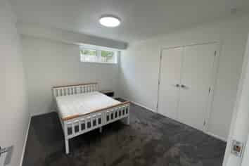 170 Otonga Road, Springfield