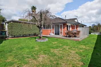 9 Meadowviews Drive, Welcome Bay