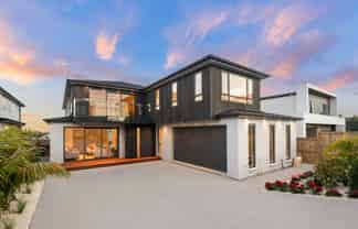 5 Koheru Place, Long Bay