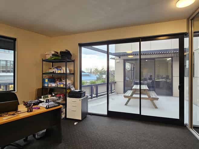 First floor office – Central Havelock North