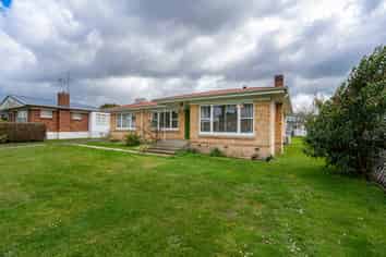 7 Scott Avenue, Hamilton East
