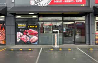 High Profile Retail Space, Sydenham