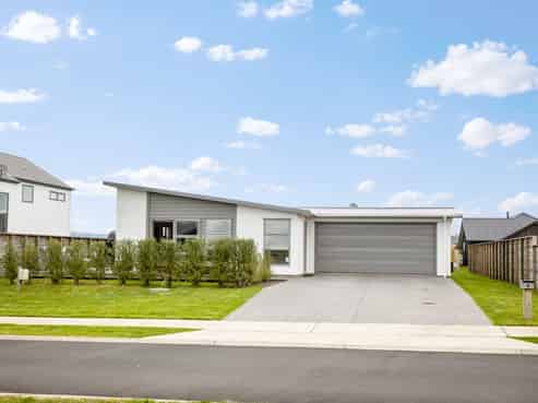 8 Ngaroma Crescent, Whitianga