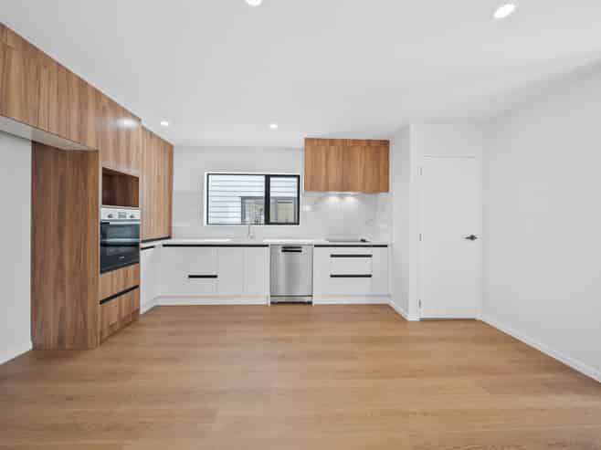 2/9 Wilson Place, Papakura